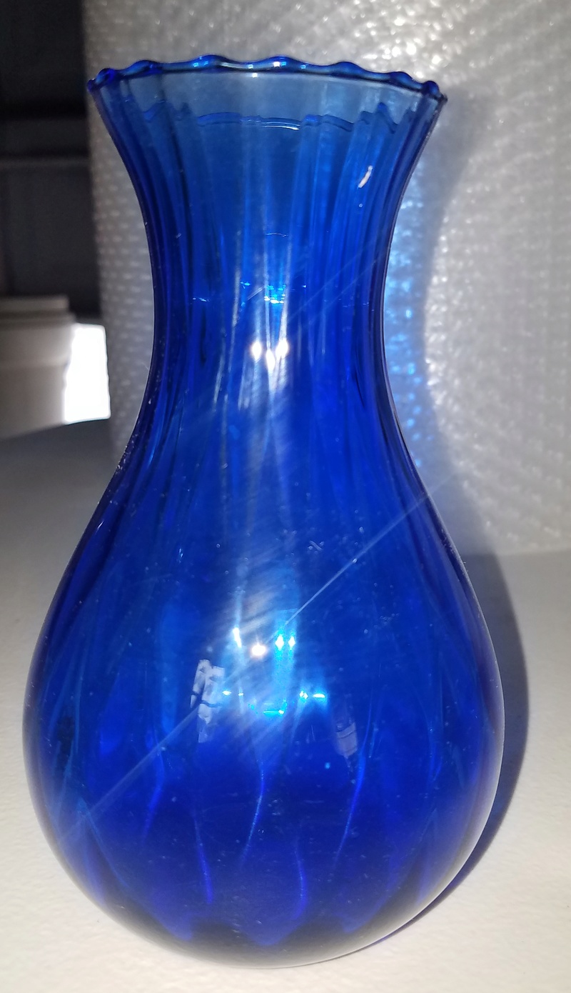 Blue Vase 20170633
