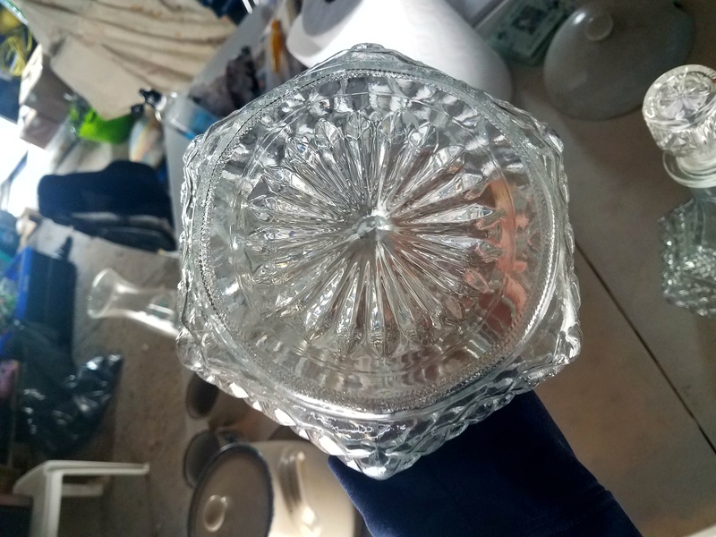 Pair of decanters. Glass ID please... 20170669