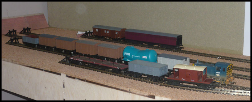 Alec's attempt at a small model railway! Model_13