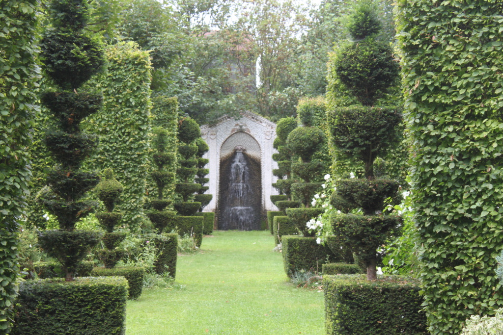 En Normandie, le château de Vendeuvre Img_4120