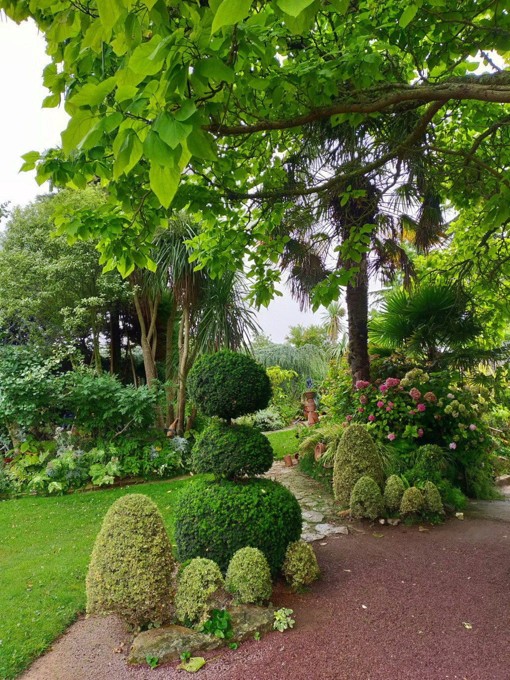 Le jardin de Michou sur la revue.... L'Art des Jardins..... été 2022 Img24601