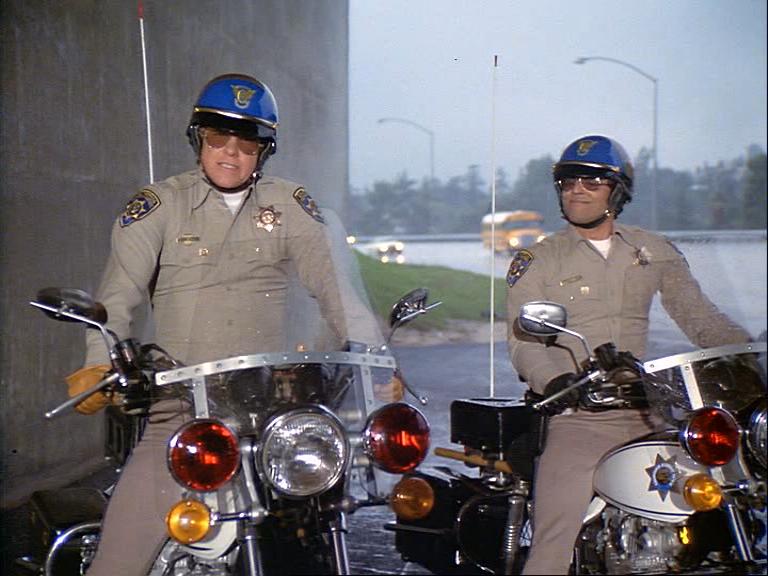 Chips [1977-1983] Chips_10