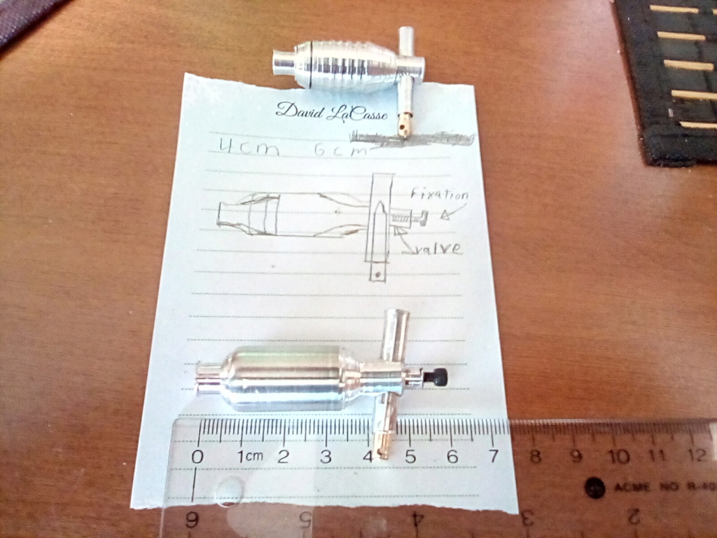 Tuned pipe experiment  and difrent custom parts  Img_2323