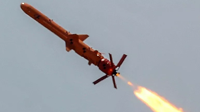 أوكرانيا تطلق صاروخاً مجنحاً جديداً يضرب الهدف بدقة شديدة Untitl10