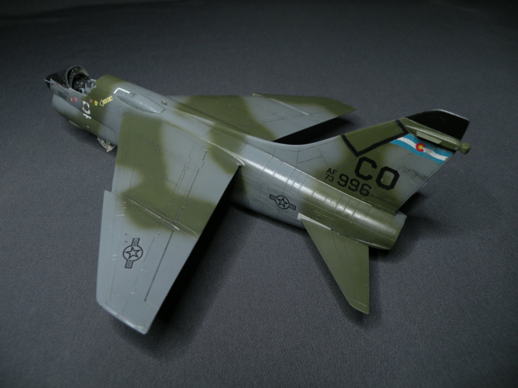[Fujimi] 1/72 - Ling Temco Vought A-7D corsair II  (+ cockpit en résine) - Page 2 Dscn9248