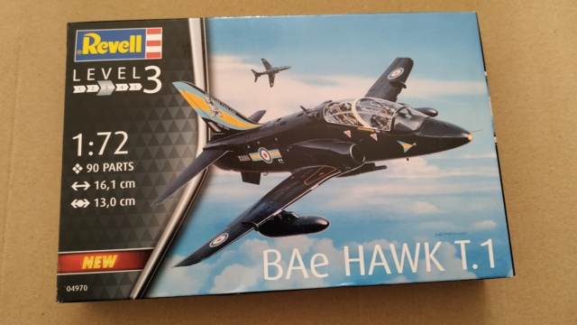 [Revell] BAE HAWK T.1 fini Img_2062