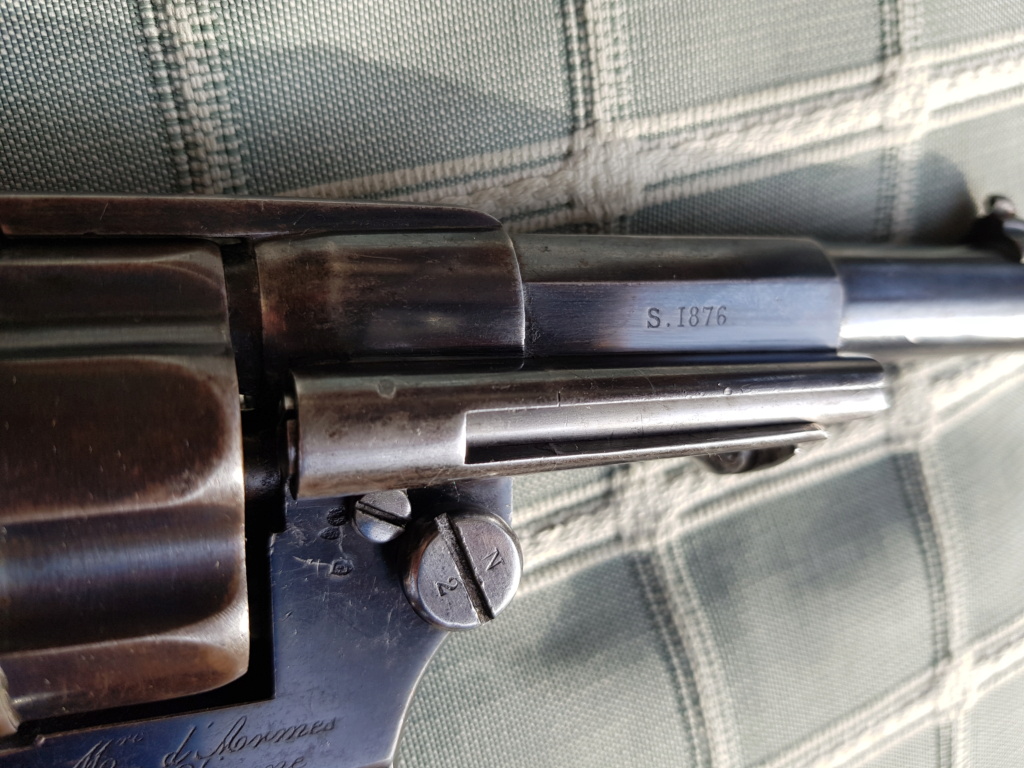 Présentation d'un revolver d'officier Mle 1874 20220528