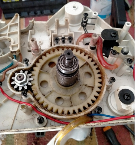 sostituzione pompa olio elettrosega Alpina C2.0 ET