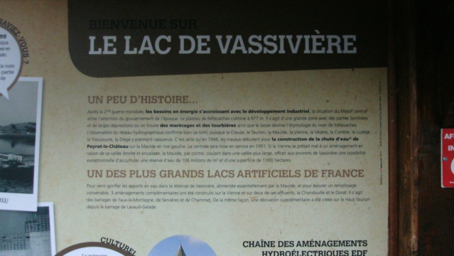 Bois de sculptures, Ile de Vassivière (Limousin) Apdc0710