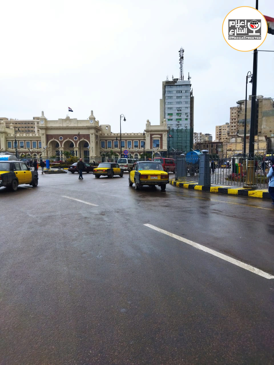 أمطار "أمشير" تضرب الإسكندرية لليوم الثانى على التوالى 33076910
