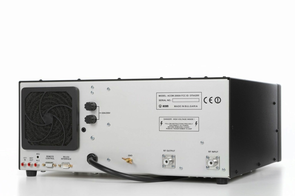 Acom 2000A (1500W, 160-10m) Acom_222