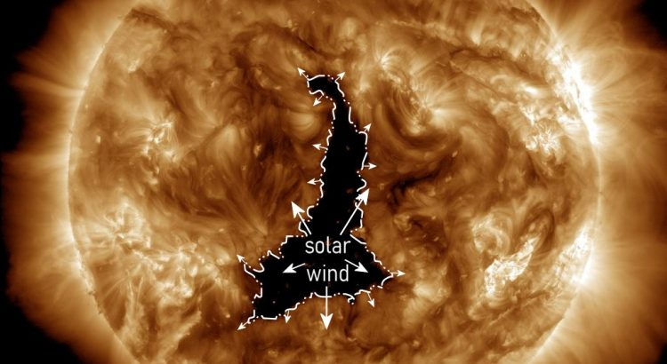 dans - Un trou de 800 000 kilomètres s’est ouvert dans notre Soleil ! Imag1111