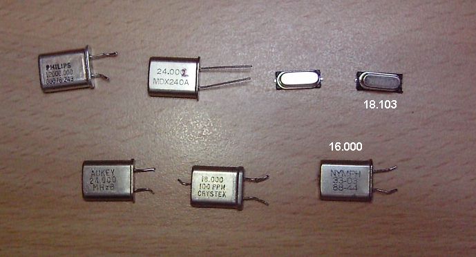 morse - Un émetteur morse VHF expérimental à 3 transistors Quartz10