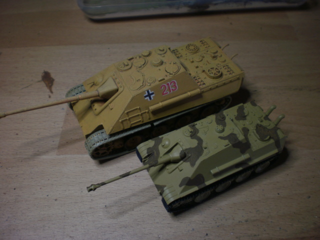 1/100 Jagdpanther [zvezda] P1230010