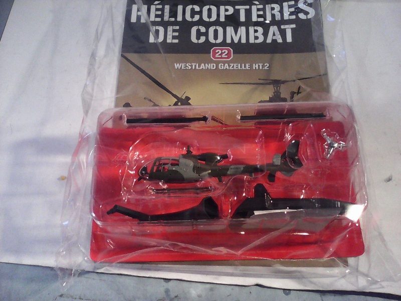 [ALTAYA] Collection HELICOPTERES DE COMBAT 1/72ème Img_2103