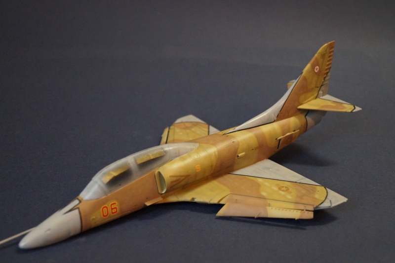 [Hasegawa] TA-4J Skyhawk agressor Dsc00620