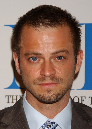 Carmine Giovinazzo - Page 12 26562510