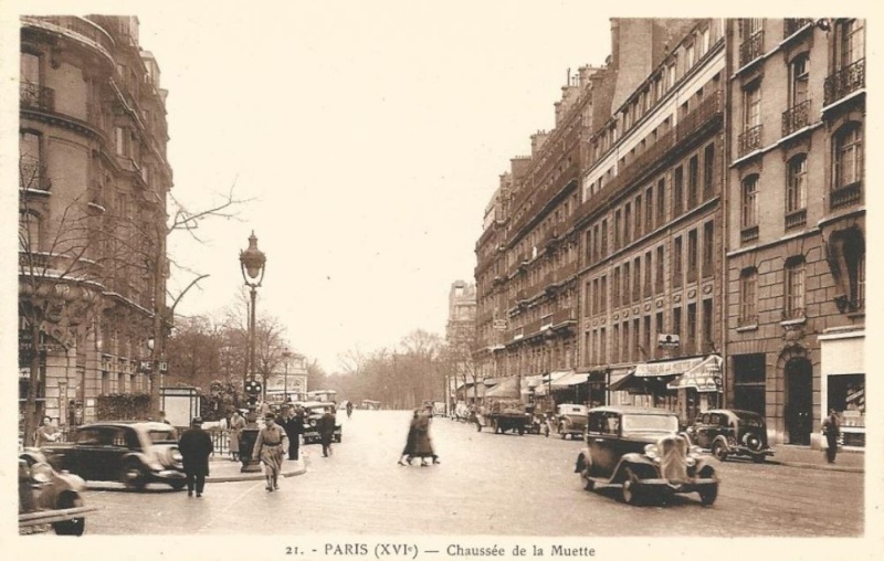 les CITROËN à propulsion : B2, C4, C6, Rosalie.... Captu275