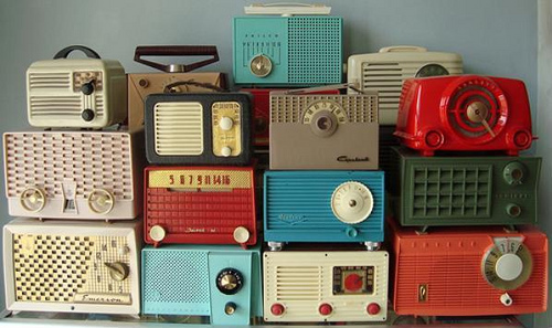 Vintage radios - Page 2 Radio_10
