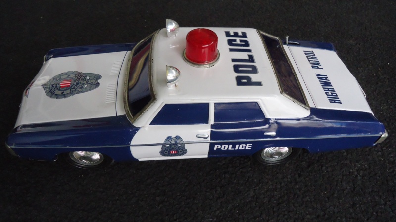 Voitures de police Dsc08128