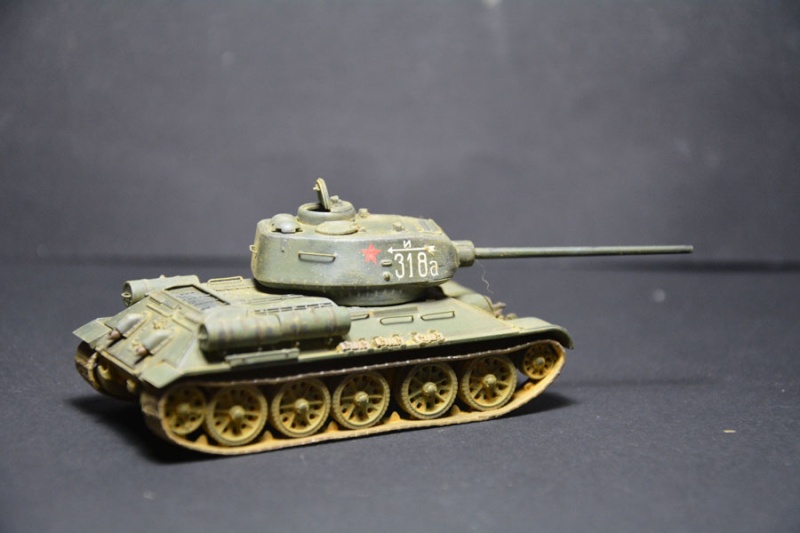 T 34-85  mod.1944 T34-8532