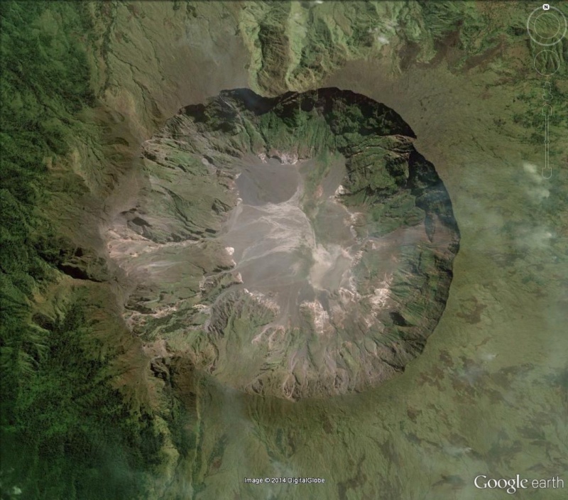 Le plus beau des volcans Tambor10