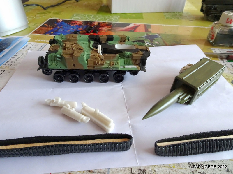 AMX 30 PLUTON Gazoline au 1/48 A30pl_27