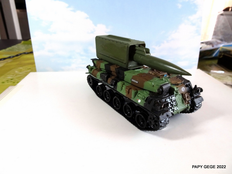 AMX 30 PLUTON Gazoline au 1/48 A30pl_30