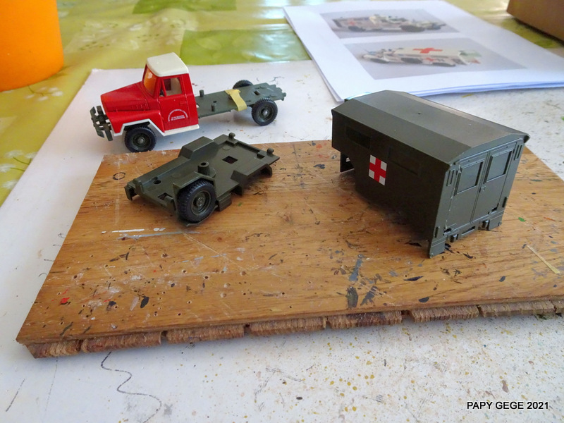 ACMAT VLRA TPK 4.25 AMBULANCE base Solido 1/50 Actola10