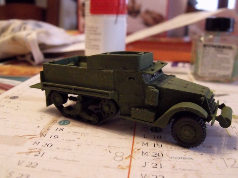 ACADEMY M3 HALFTRACK et 1/4 ton amphibian vehicule 1/72  Half_110