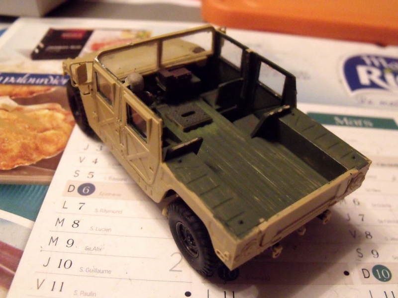 US MODERN 4X4 UTILITY VEHICULE au 1/48 chez Tamiya Hum_1510