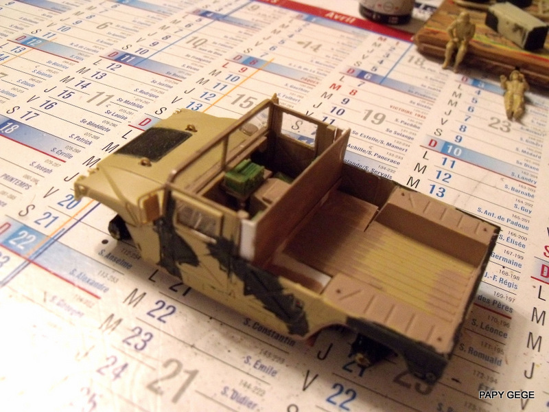 tamiya - HUMVEE AVENGER au 1/48 base Tamiya Humave26