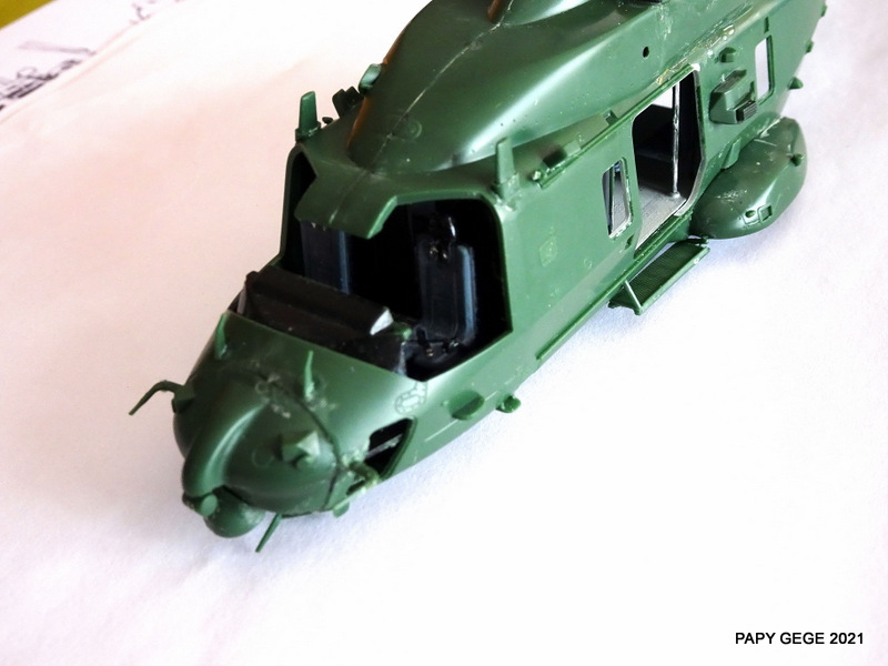 HELICOPTERE NH 90 TTH au 1/72 base Revell Nh90tt46