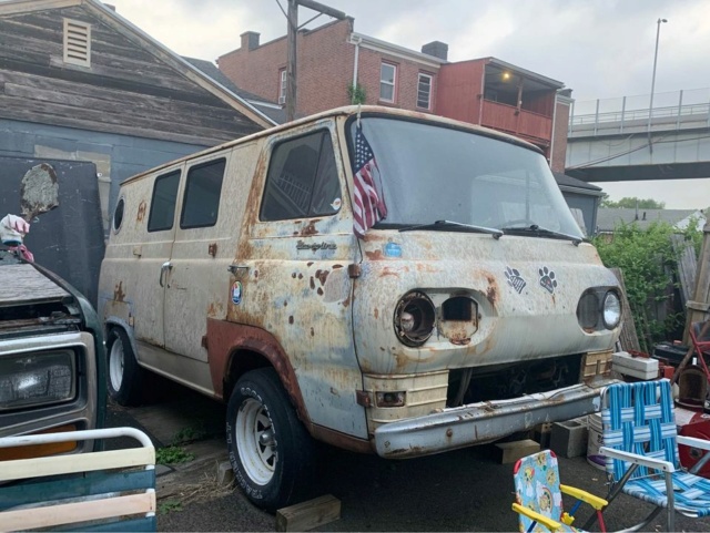 63 Econoline van in CT 28195810