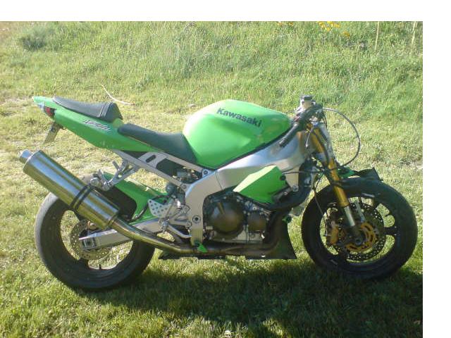 recherche entreprise verifiant les cadre. Zx6r_c10