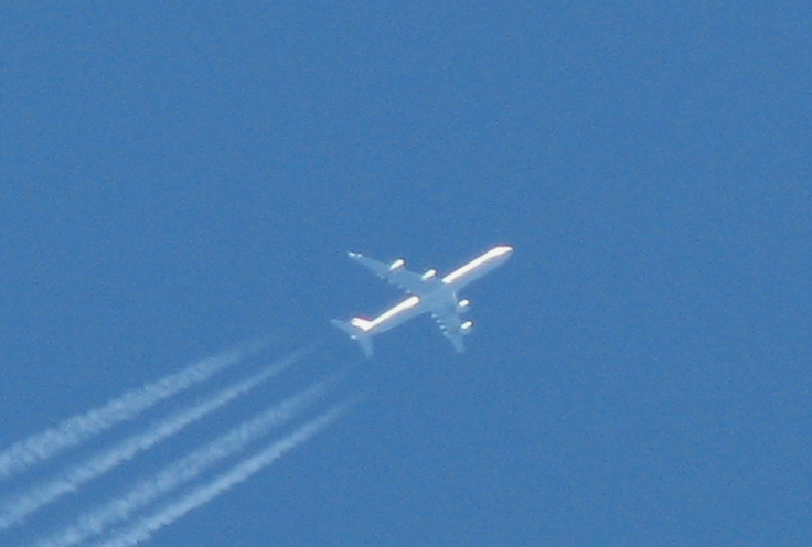 Brasov si imprejurimi - aeronave in zbor A340un10