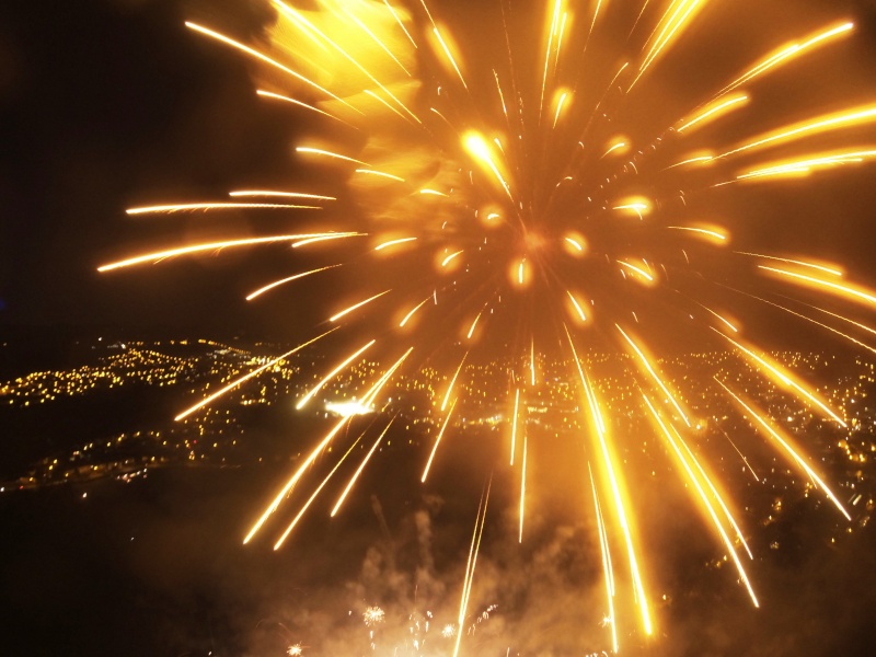 Pheonix Fireworks display Kendal Castle  G0021610