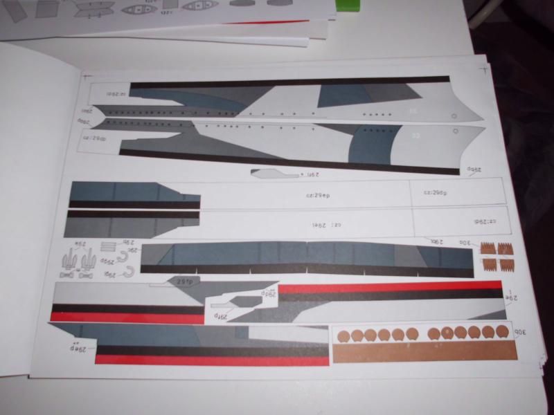 Fertig - Portland  Fly-Gomix 1:200 gebaut von Herbert Dsci0814