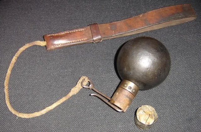 la grenade boule modèle 1914 157