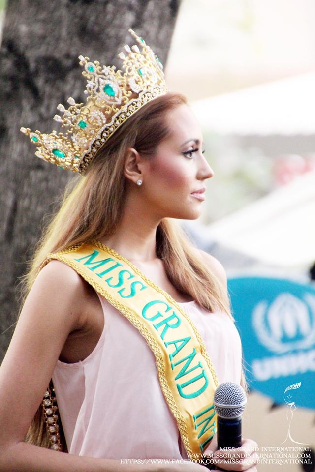  *Miss Grand International 2014- Official Thread- Daryanne Lees- Cuba* - Page 3 10830510