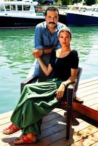 Ecem Özkaya ve Mustafa Üstündağ Evlilik Röportajı - SABAH Günaydın | 26.07.2011 Image10