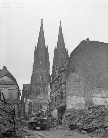 Duel de chars a Cologne 1945 Aa910