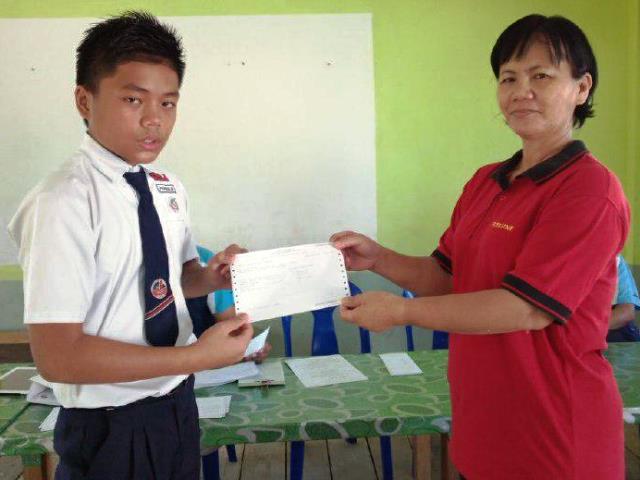 Penyampaian Slip Keputusan UPSR -26nov2014 Photo319