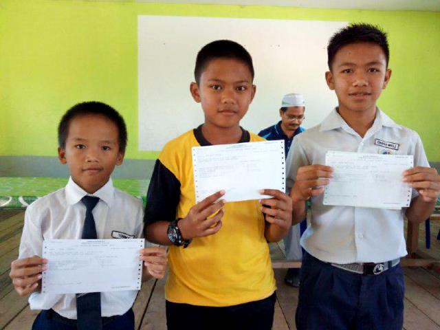 Penyampaian Slip Keputusan UPSR -26nov2014 Photo321