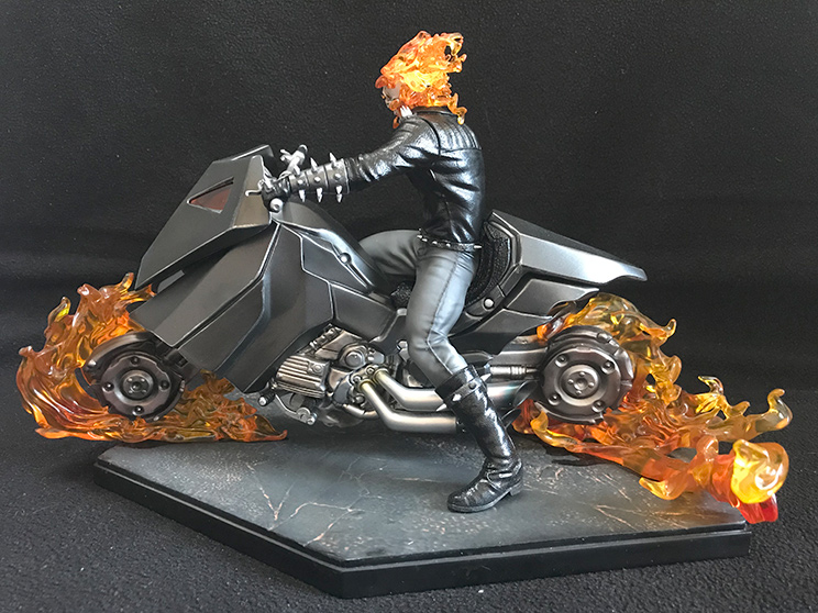 IRON STUDIOS : GHOST RIDER Art Scale 1:10 Battle Diorama Series Ironst20