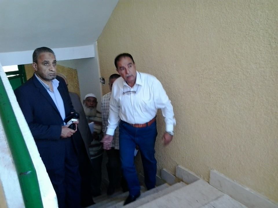 بالصور رئيس مدينة قلين يقوم بزيارة للمصالح الحكومية بقرية شباس عمير  610