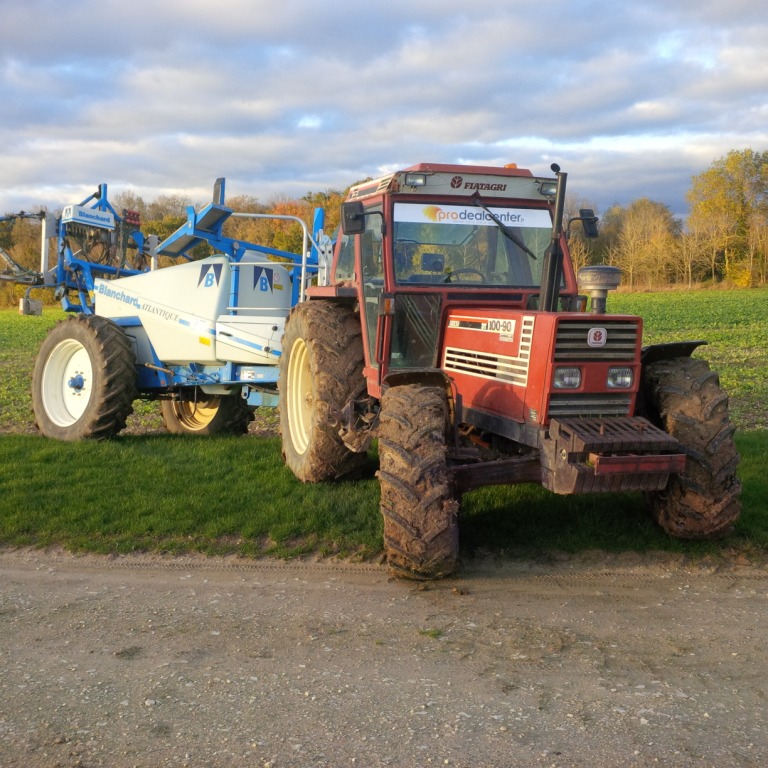 Photos de vos tracteurs - Page 13 Img_0010