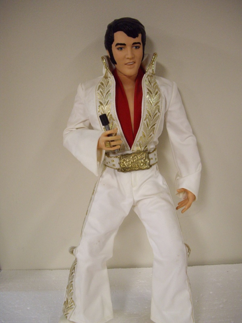 ELVIS PRESLEY 1984 WORLD DOLL - BLACK CUSTOM KIMONO LAS VEGAS '69 Elvis_10