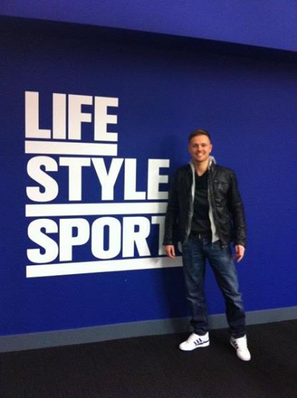 PICTURES: Nicky at LifeStyle Sports opening 38837210
