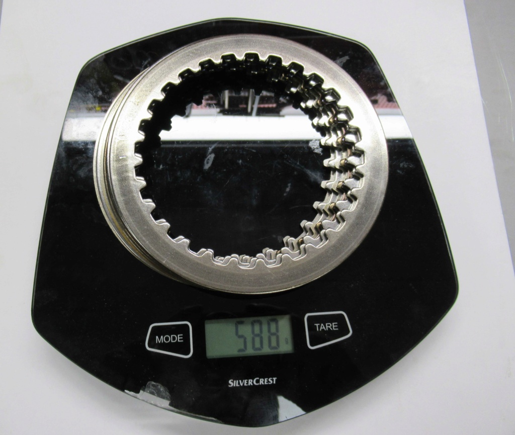 Disques embrayage 1100 gsxr Img_2013